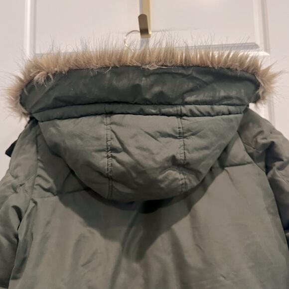 Old Navy Women’s Puffer Fleece Lined Jacket-Fur Hood - Picture 3 of 7